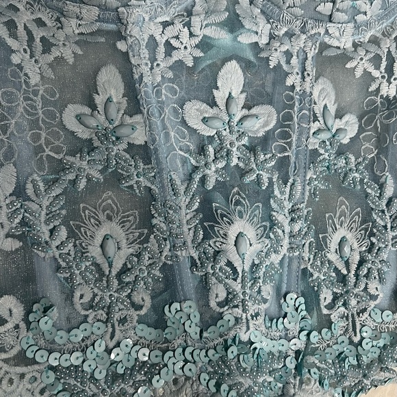 Beaded corset top - Picture 3 of 3